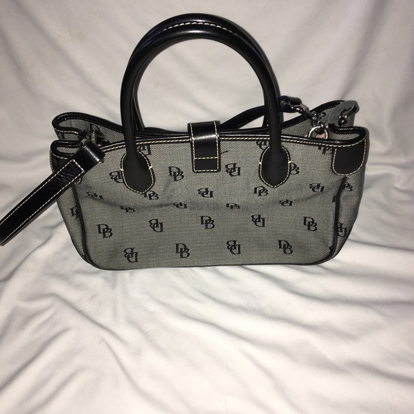 Dooney and Bourke satchel bag - Picture 2 of 7